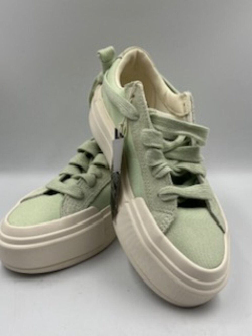 Converse Chuck Taylor All Star Cruise Low top Sneakers Mint women’s 8.5 men’s 7